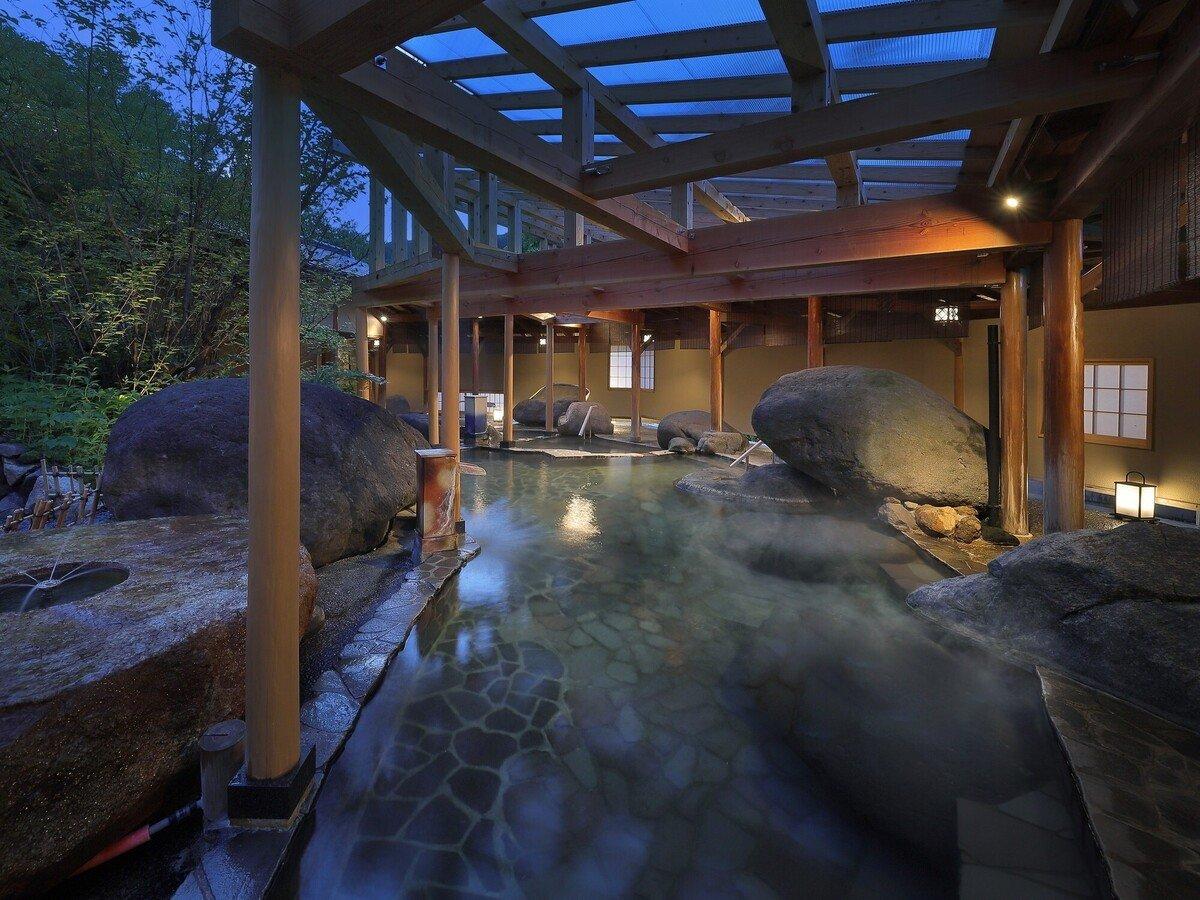 [1F露天風呂] 庭園 さくらの湯
