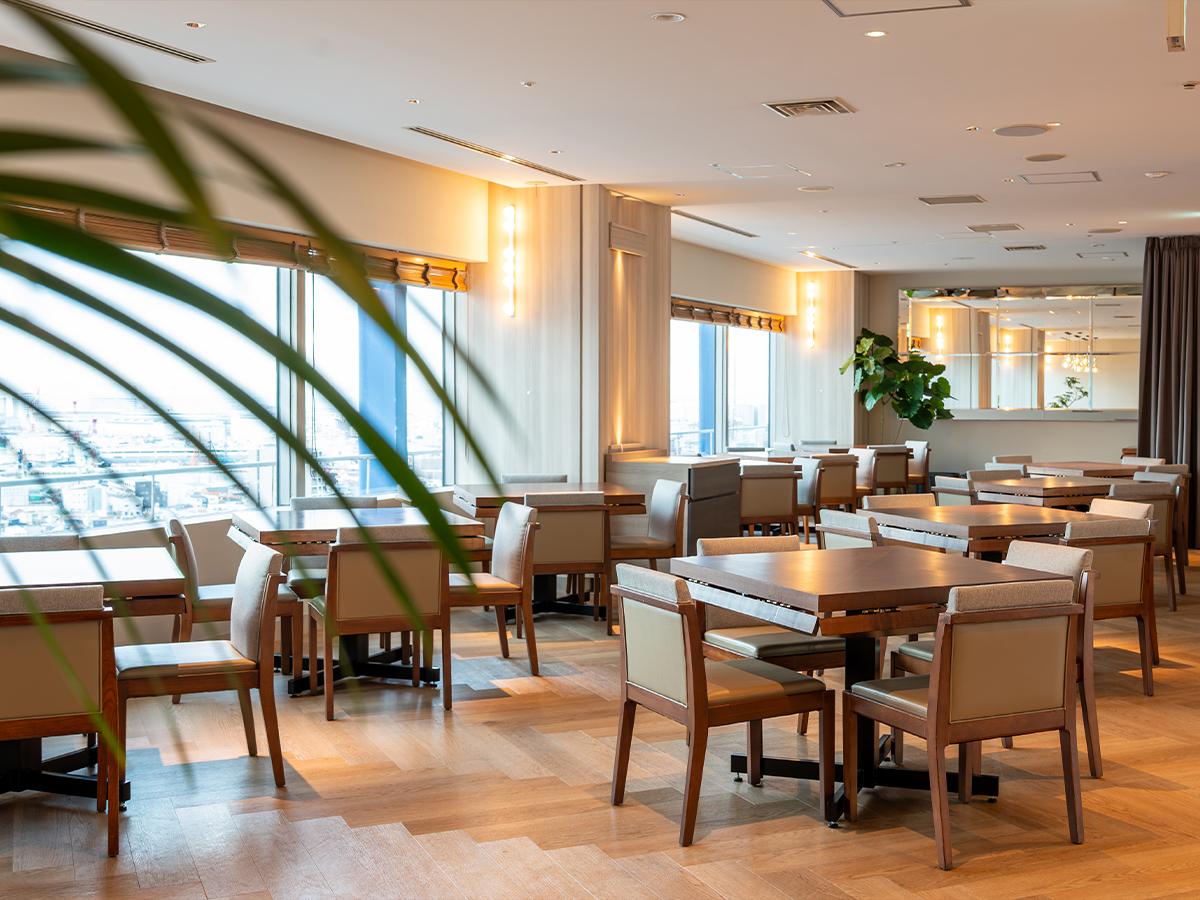 17F　 The Grill Table