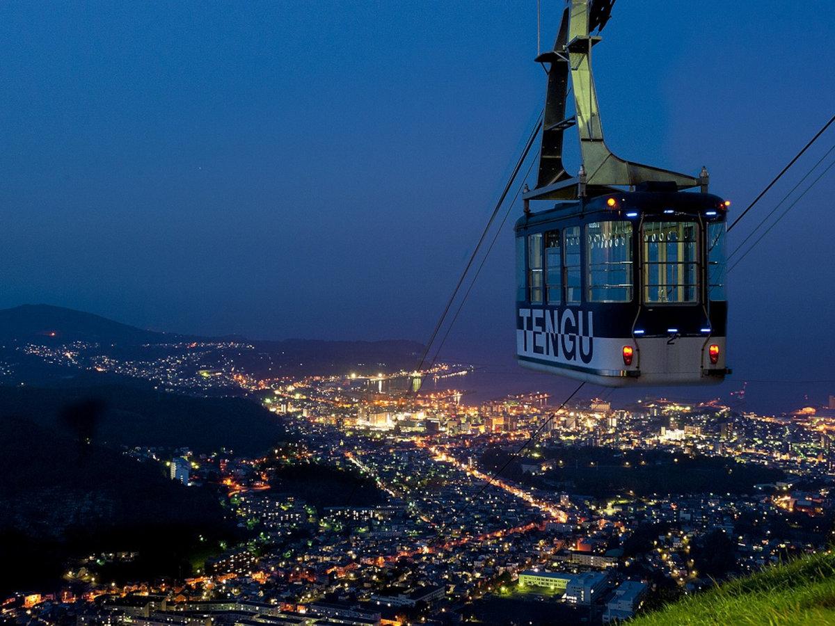 天狗山ロープウェイ（ホテルから車で約10分）