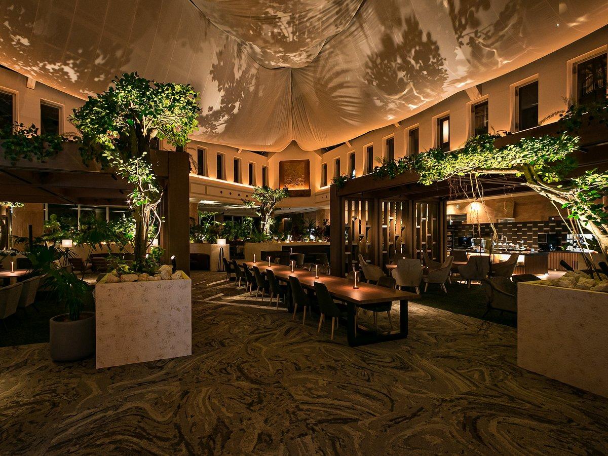 【クラブラウンジ】夜のお時間は幻想的な空間に