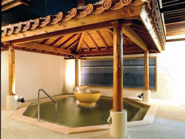 【基本プラン／素泊り】7色に輝く東シナ海がすぐ目の前！人気の北谷エリアで23階建ての高層ホテル！