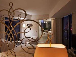 【朝夕食付き】ご宿泊のお客様限定♪シェフからの贈り物